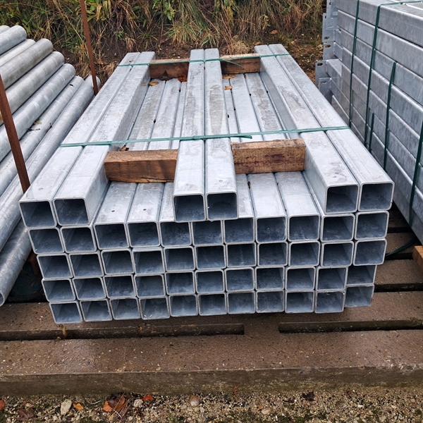 70x70 mm. stolpe til nedstøbning