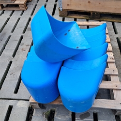 12 st. begagnade Alfa Laval fodertråg