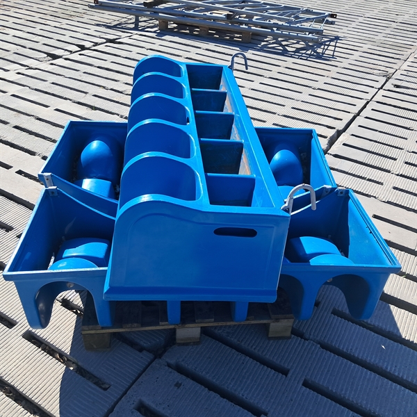 3 st. begagnade nappbarer med 5 platser, 120x50 cm.